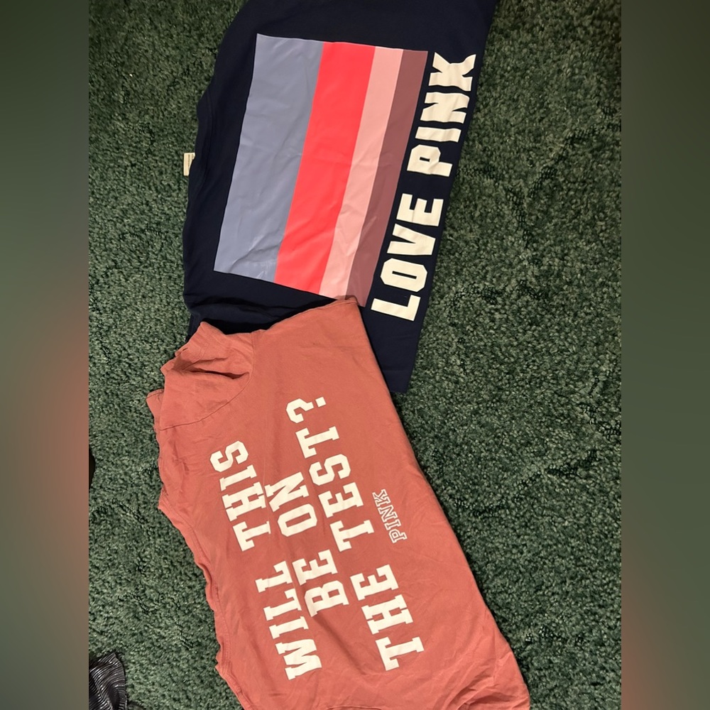PINK Campus Tees